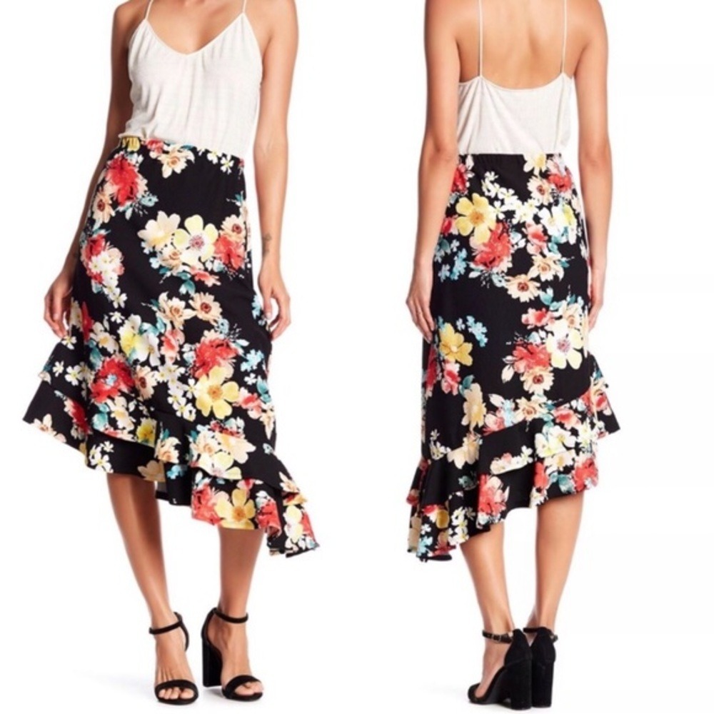 BOBEAU NAVY FLORAL ASYMMETRICAL RUFFLE SKIRT